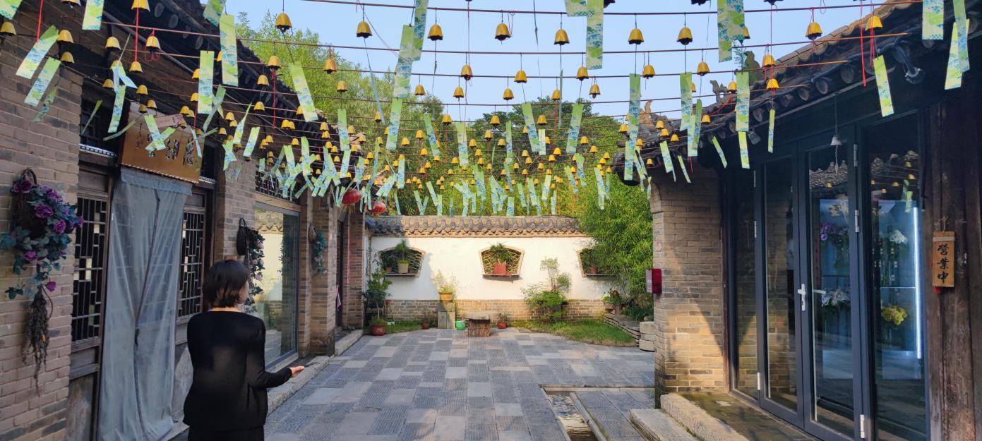 青岛藏马山乡村（国际）生态旅游度假区-青岛哪家拓展公司安全保障完善|青岛拓展训练公司排名前十口碑对比|青岛专业拓展训练服务-青岛众行远管理咨询