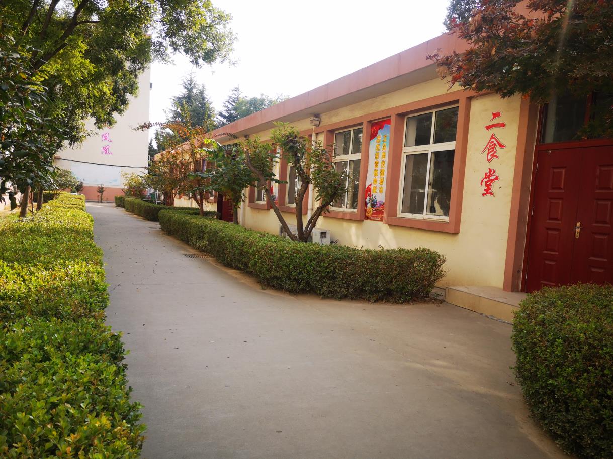 城阳猎人国防教育基地-青岛军事化训练基地|青岛青少年野外生存夏令营课程|企业团队活动定制-青岛众行远管理咨询有限公司